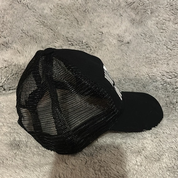 NWOT Waynes World hat - Picture 2 of 3